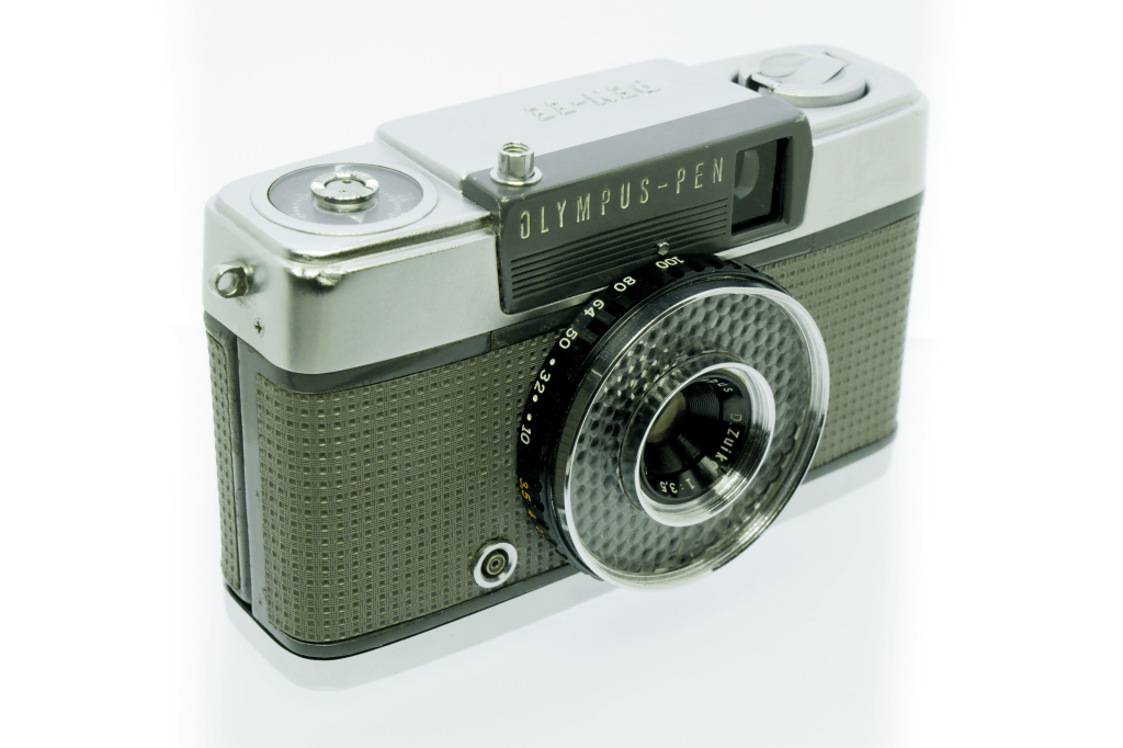 OLYMPUS PEN-EE (オリンパス ペン イーイー) のフィルムカメラ修理 ...