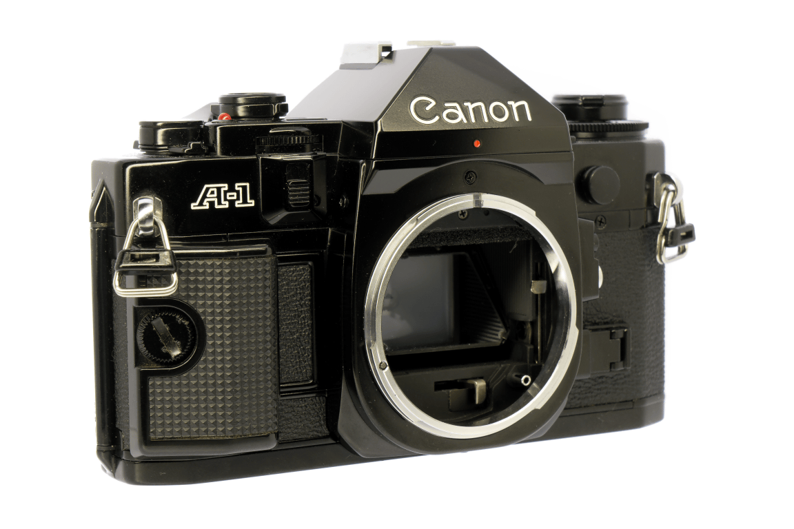 Canon A-1のフィルムカメラ修理 – 東京カメラリペア
