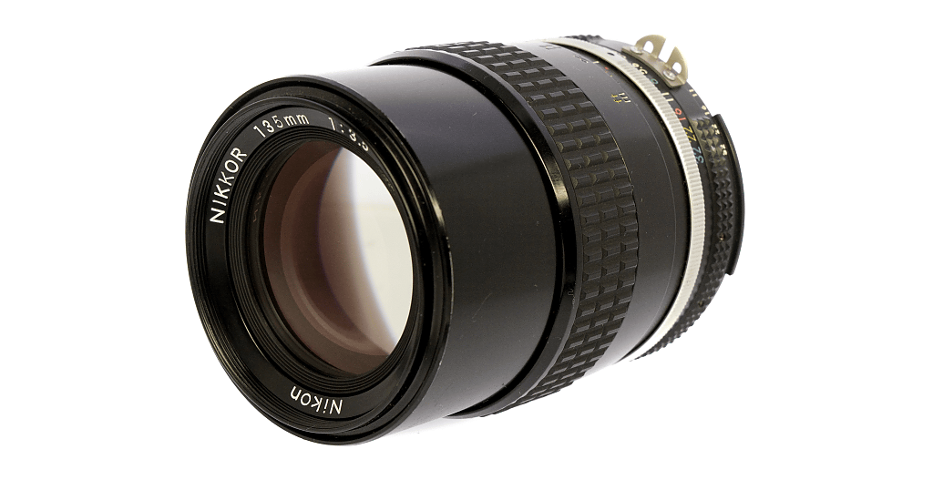 光学特上品】New Nikkor 135mm f3.5 中望遠 オールドレンズ - レンズ 
