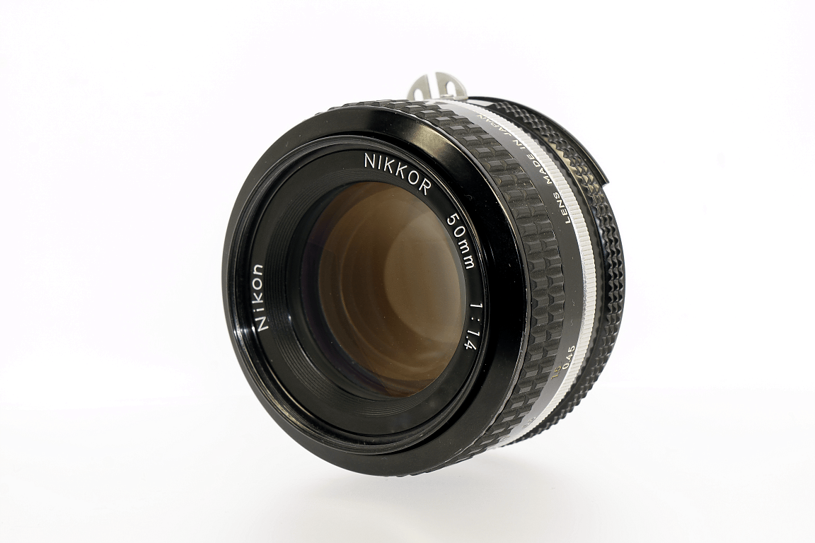 Nikon AI NIKKOR 50mm F1.4のレンズ修理と清掃 – 東京カメラリペア