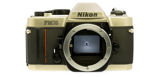 Nikon FM10 フィルムカメラ 修理