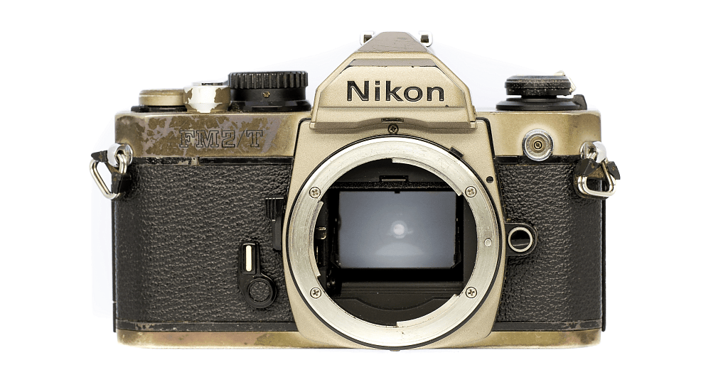 約３年ほど使用しましたNikon FM2 フィルムカメラ