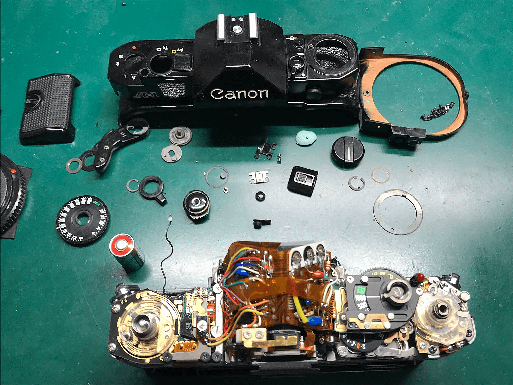 Canon A-1 分解中