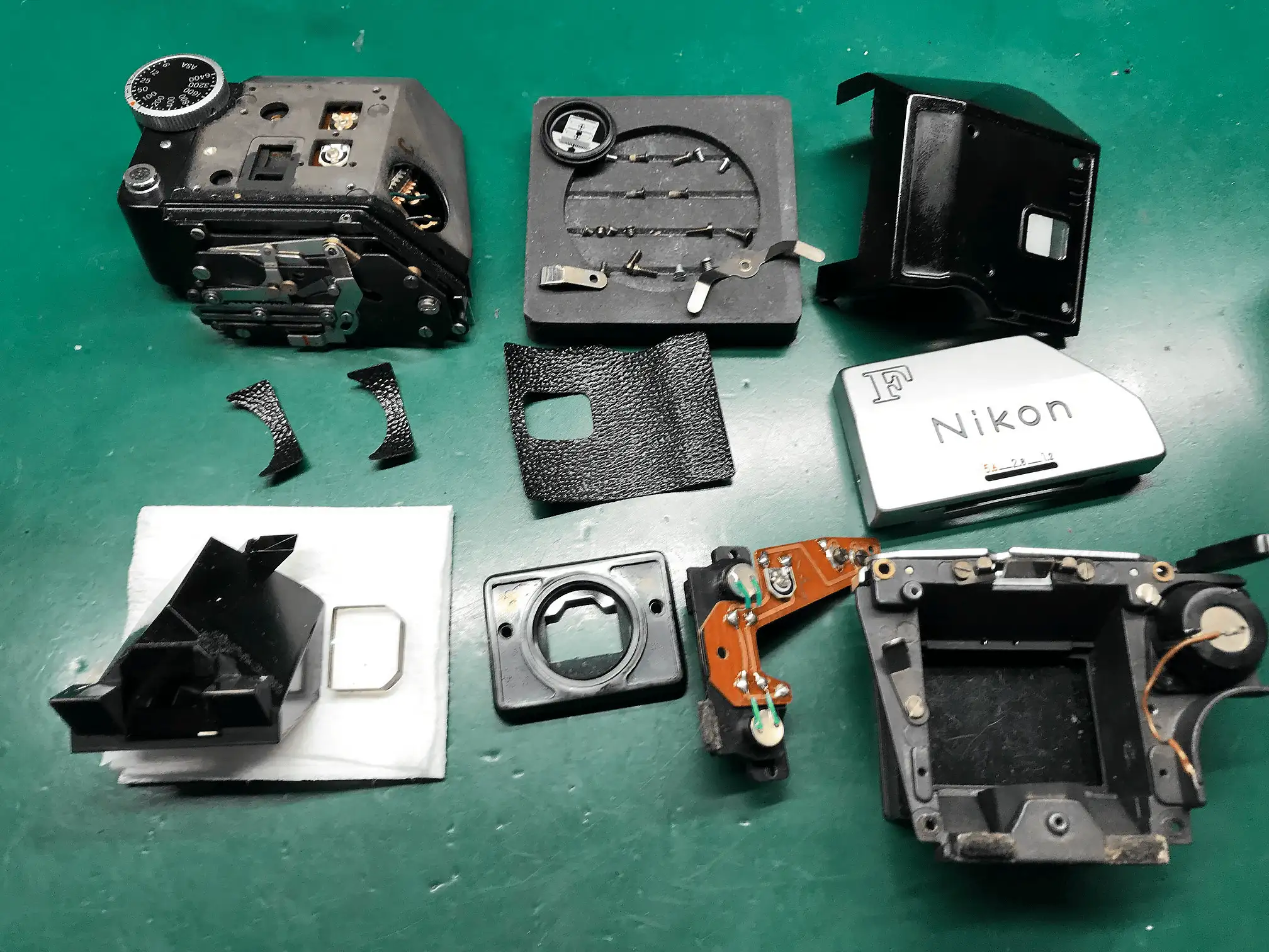 Nikon F Photomic FTN ファインダー フィルムカメラ修理