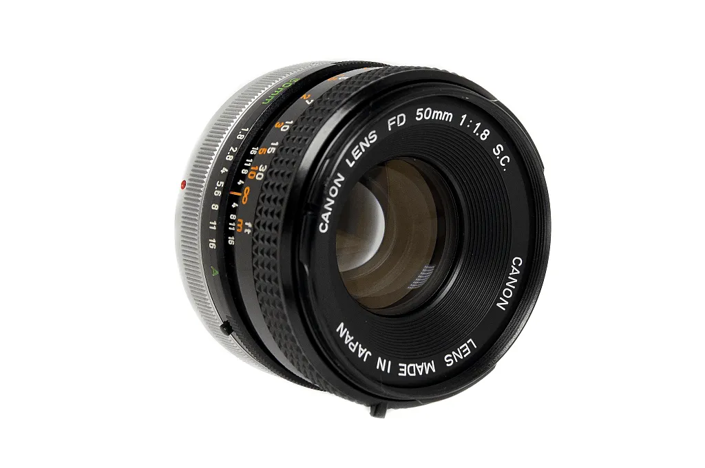 Canon F-1 フィルムカメラ　前期　 50mm　1.8レンズ付 整備OH済 Repair Canon FL 50mm 1:1.8 and Re-grease the focus system